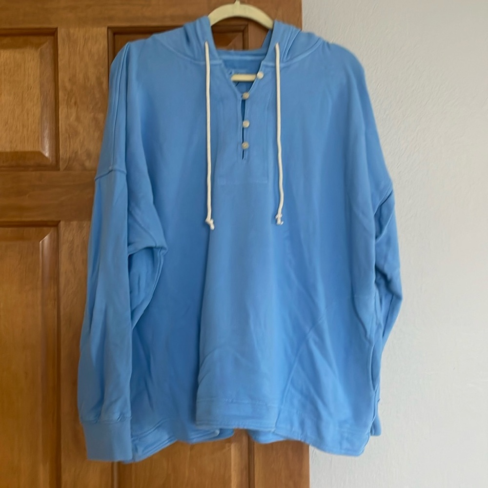Aerie blue oversized hooded sweatshirt, women’s medium